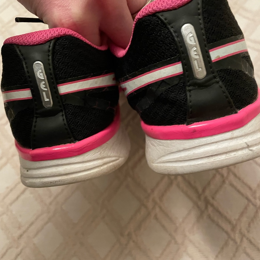 Women’s ASICS runners - Picture 6 of 6